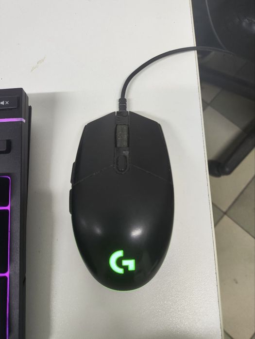 Мишка Logitech G102