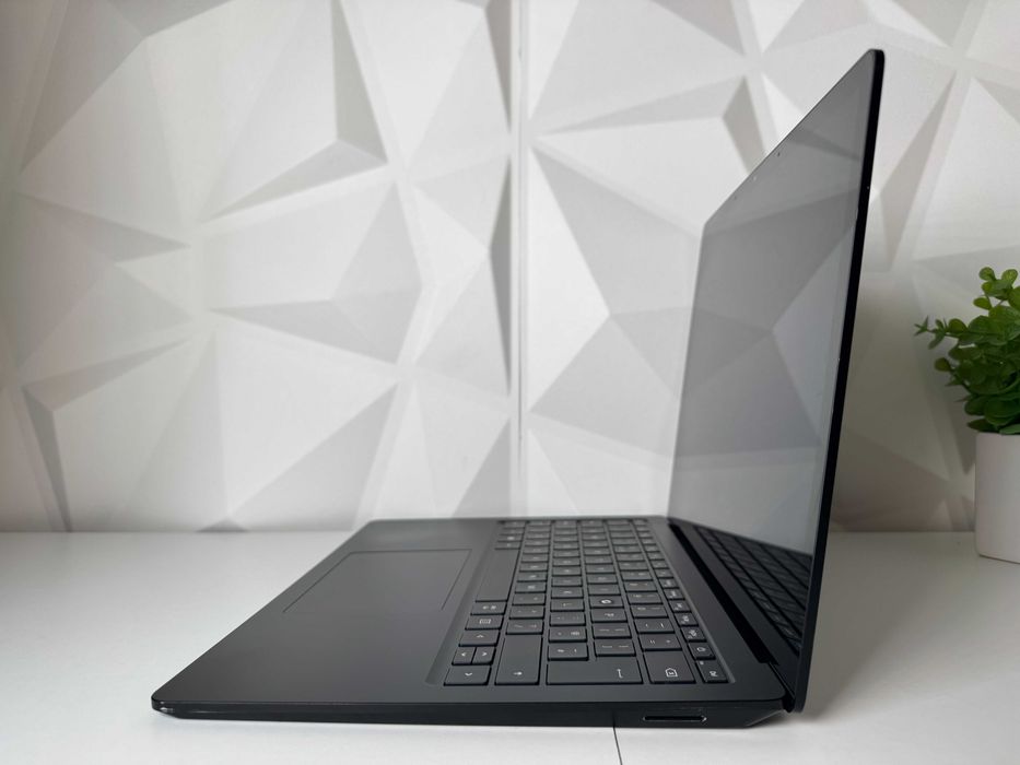 Уцінка! Microsoft Surface Laptop 3/i5-1035G7/8Gb/256Gb/touch 13" 2K/Гарантія