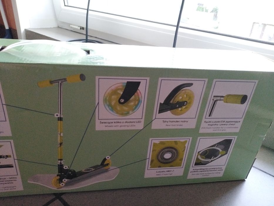 Hulajnoga na 2 kółkach LED +6 lat