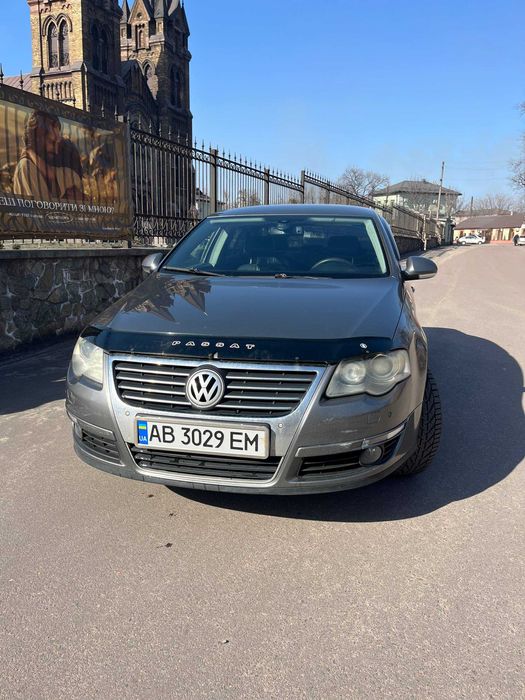 Volkswagen Passat B6 2006 2.0 FSI MT