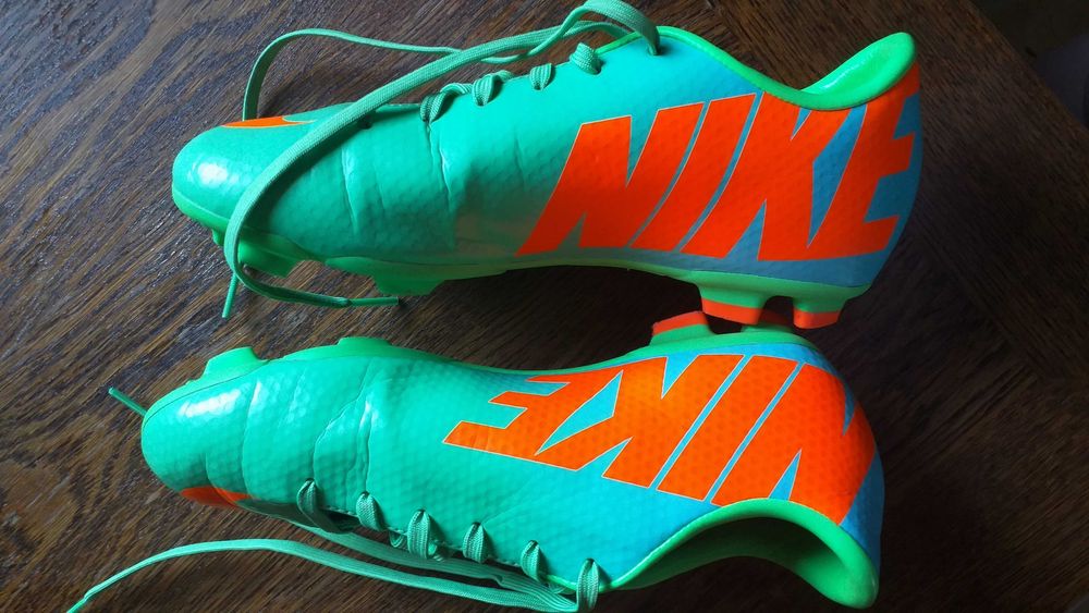 korki NIKE MERCURIAL r.35,5 dł.wkł. 22,5cm.