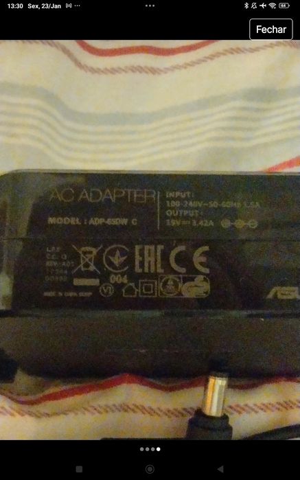 Carregador em bom estado