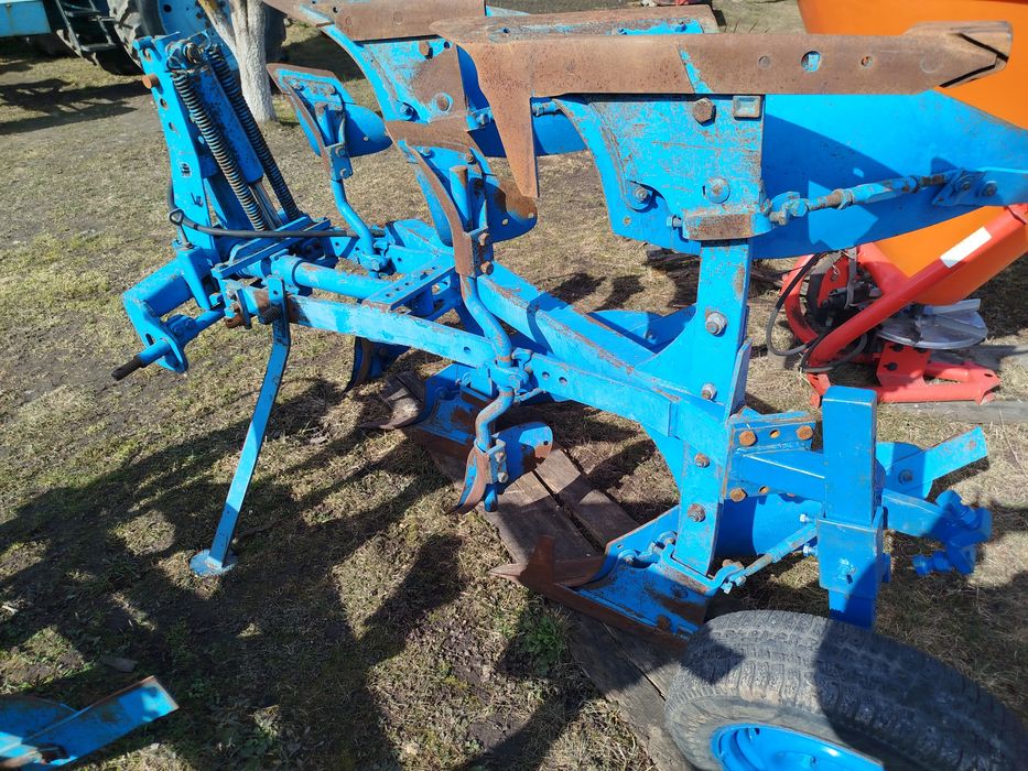 Плуг двох корпусний Lemken Opal 90