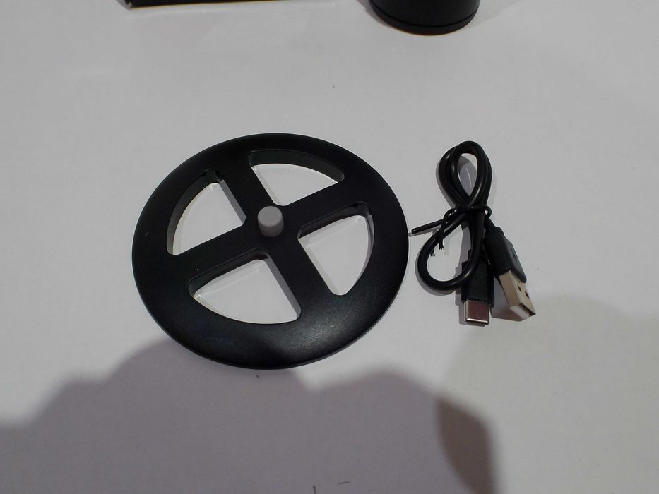Gimbal P02 do nagrań z funkcją auto śledzenia twarzy AI pilotem obrotowy 360°