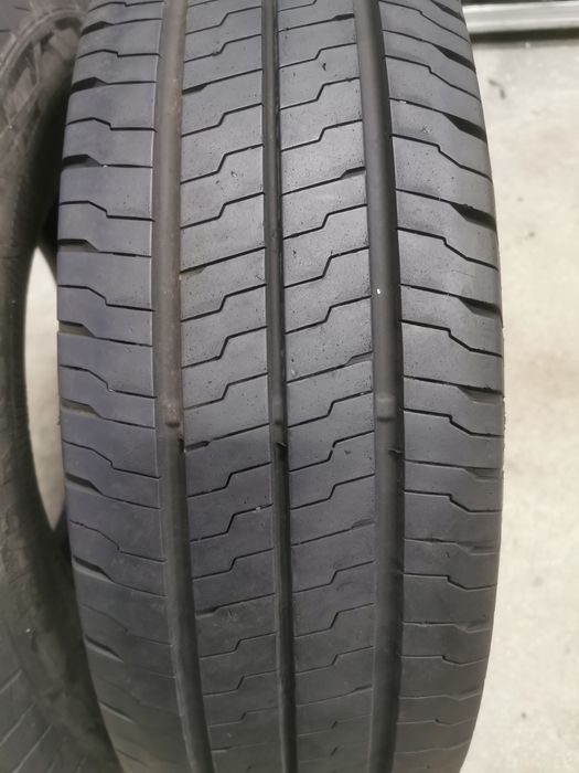 Para opon 215/75R16C 116/114R Continental VanContact Eco