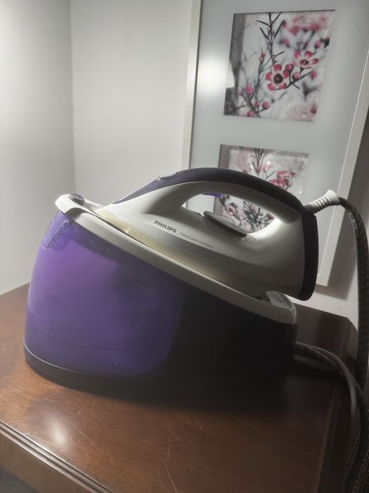 Żelazko z generatorem pary Philips GC6730