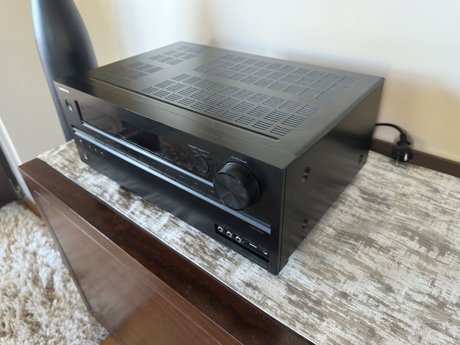 Amplituner Onkyo TX-NR525 WiFi