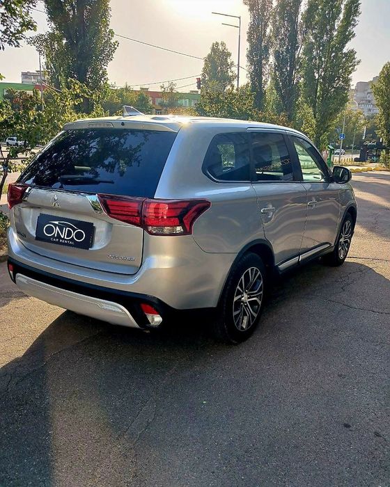 Аренда авто прокат  Mitsubishi Outlander  від 1400грн