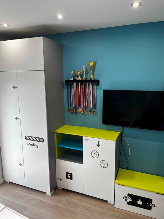 Meble młodzieżowe MEBLIK – komplet z kolekcji LOL – stan bardzo dobry