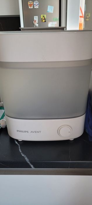 Esterilizador de biberões elétrico Philips Avent