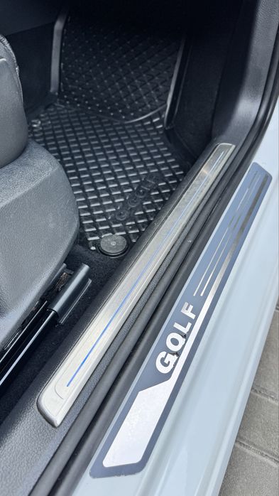 Volkswagen E-Golf Фольксваген Е-Гольф 2016 р 24 кВт ЗАПАС ХОДУ 120 км.