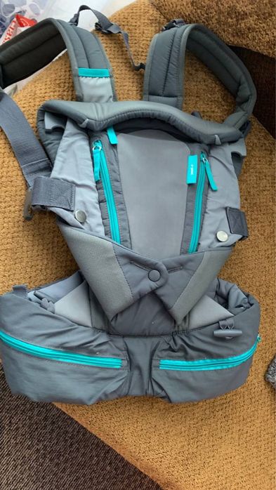 Продам кенгуру майще нове