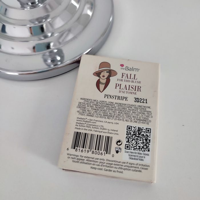 Róż do policzków marki The Balm!