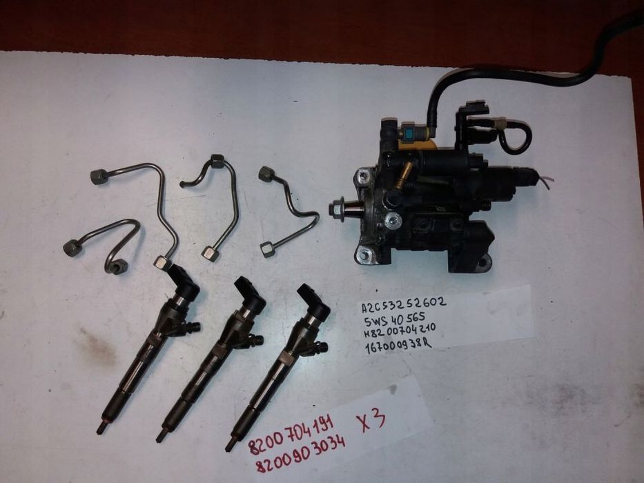 ORYGINALNY WTRYSKIWACZ WTRYSKIWACZE RURKI PRZEWODY PALIWOWE RENAULT MEGANE III