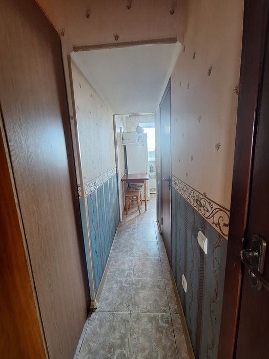 Продаємо 1 кімнатну квартиру  вул. Шкільна