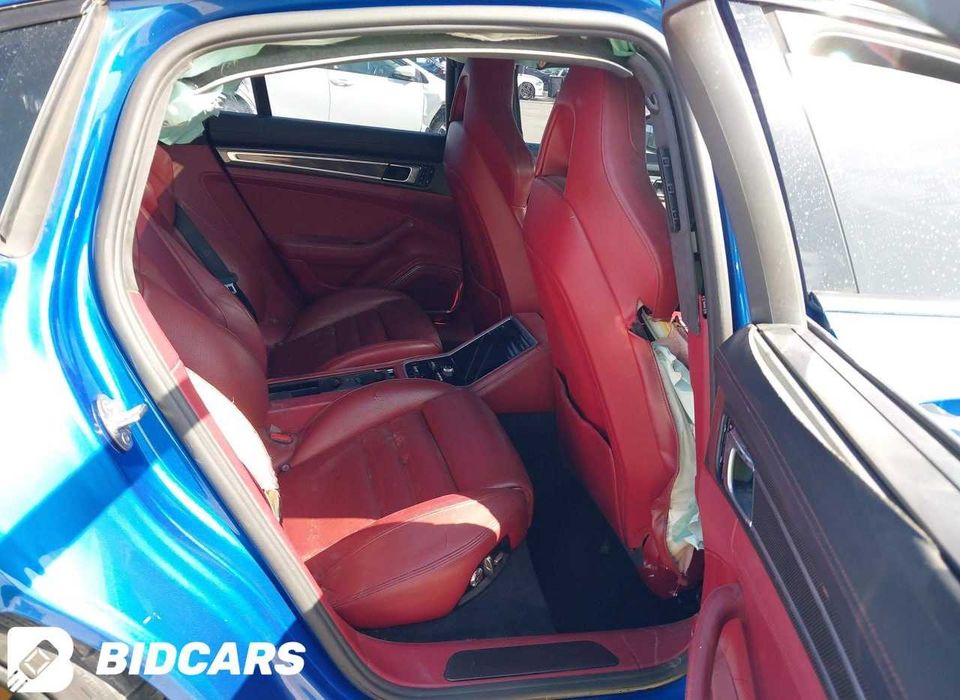 Porsche Panamera (971) Turbo 2017 roku AWD – model USA.