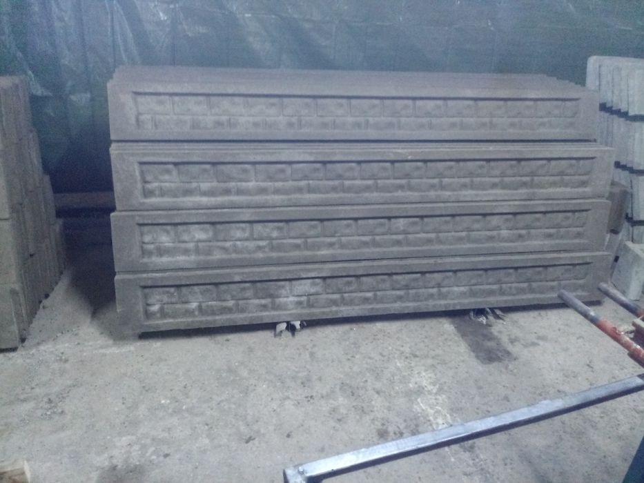 Podmurowka plyta betonowa łączniki słupki betonowe