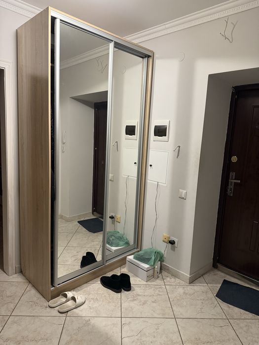 Шафа купе в ідеальному стані