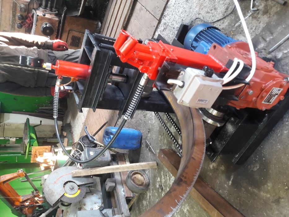 Промышленный трубогиб для профильной трубы, швеллера, круглой труби