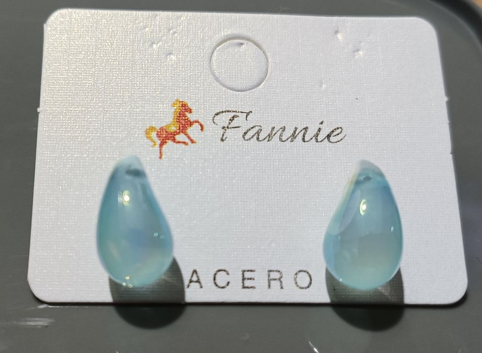 Brincos gota azul água novos