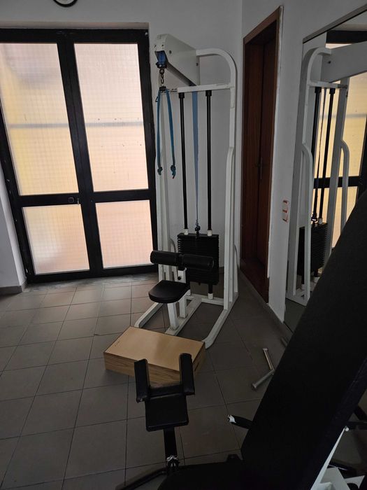 Máquinas e equipamentos de ginásio