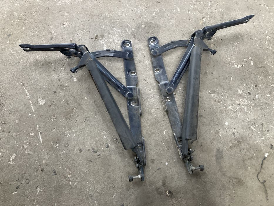 Mercedes-Benz W220 S klasa - zawias zawiasy klapy bagażnika