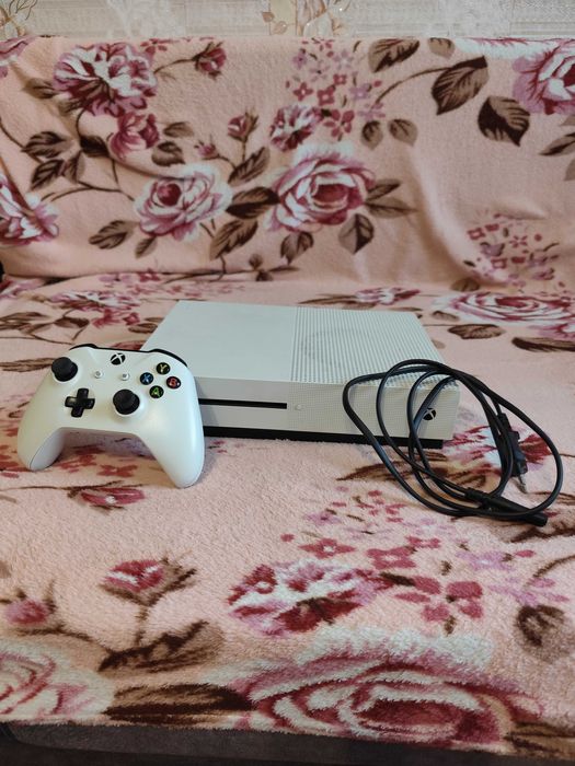 Консоль XBOX one S 1Tb