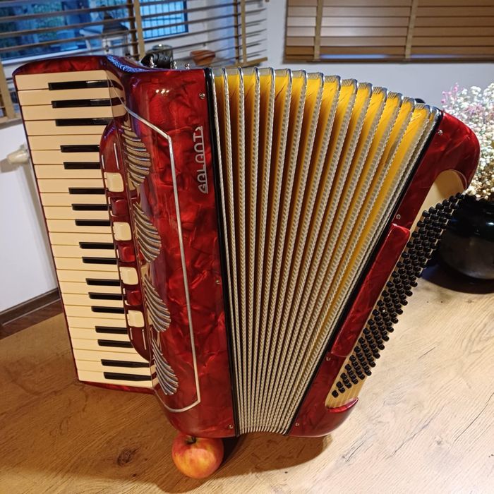 Akordeon włoski Galanti 120 basów 4/5 chóry