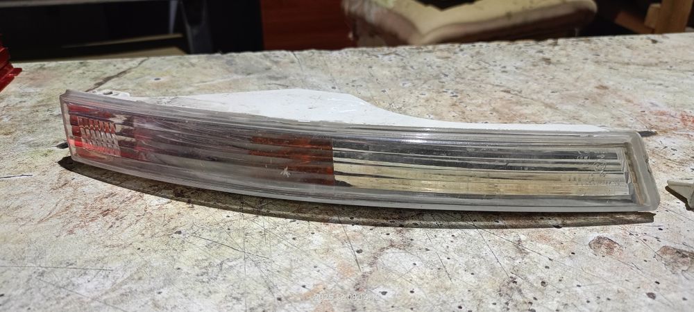 Поворотники Пассат б6