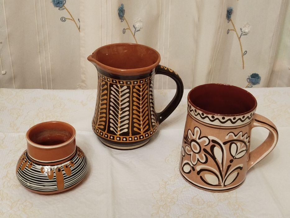 Майоліка: глечики, кухоль