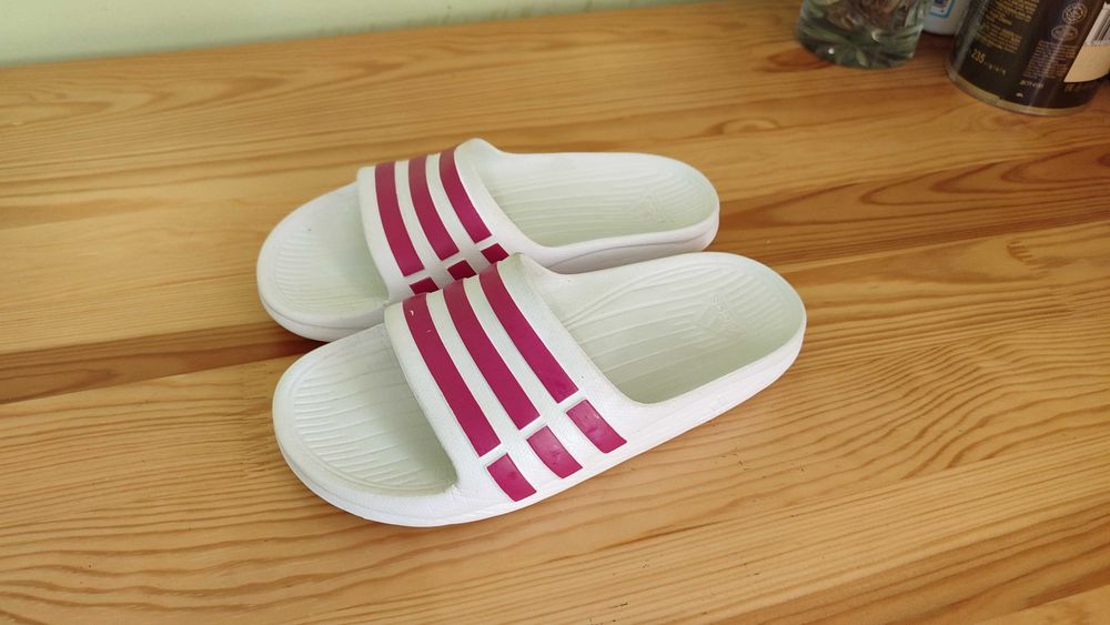 Шлепки, шльопанці Adidas 35р.