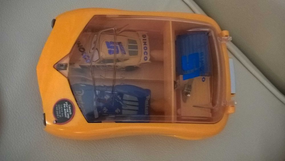 Set Lançador Carros Dinoco 51 Quadro Faísca McQueen Disney Novo