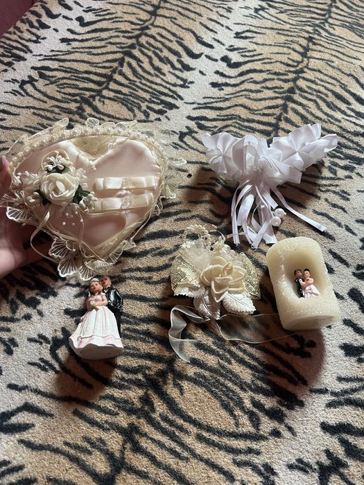 Набір весільних прикрас та аксесуарів