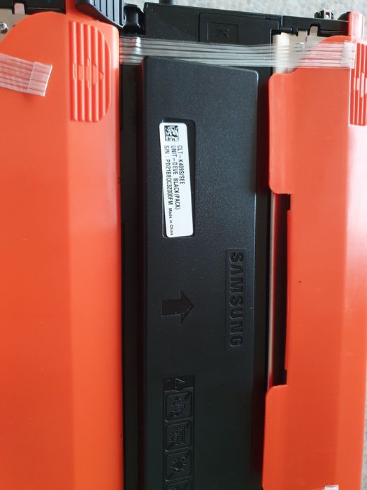 Продаю комплект оригінальних картриджей Samsung для лазерного принтера