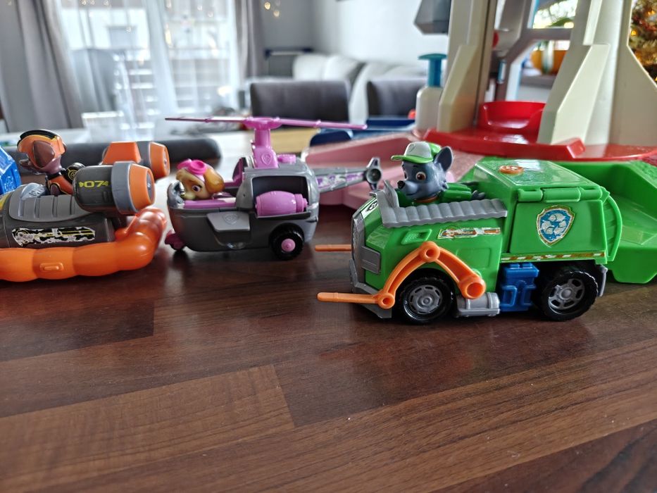 Duża baza psi patrol + podstawowe pojazdy