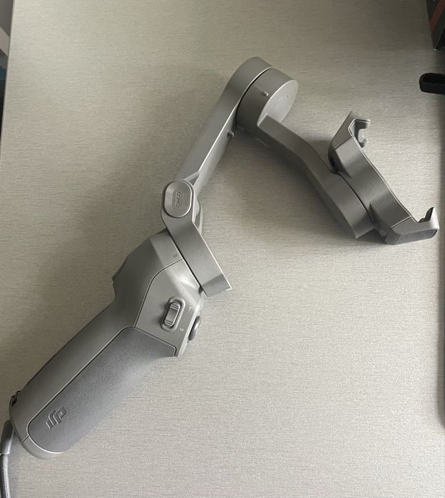 Gimbal Osmo Mobile 3 Combo
