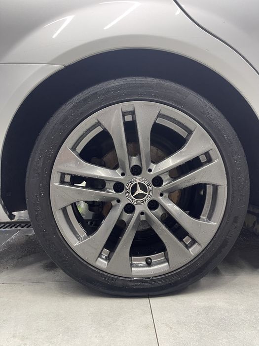 Mercedes-Benz C- Class