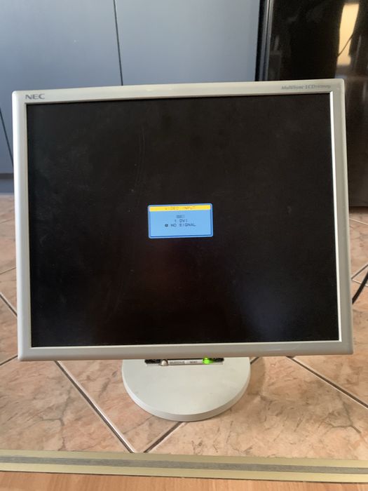 Monitor komputerowy