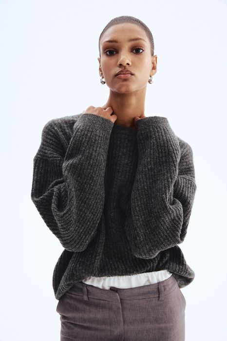 Светр жіночий H&M р. М, в складі вовна