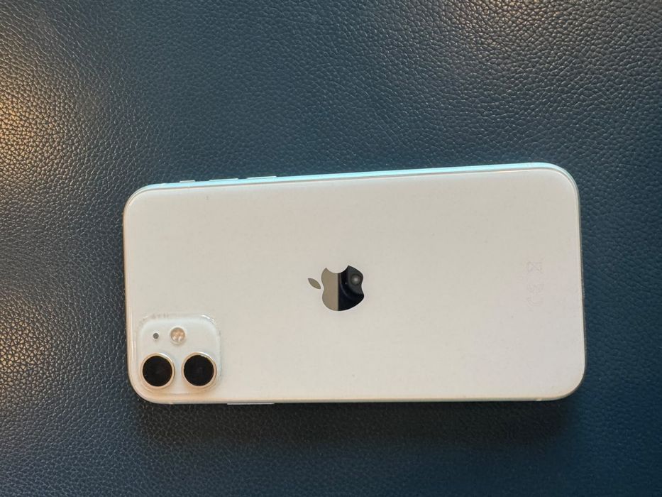IPhone 11 branco 128G