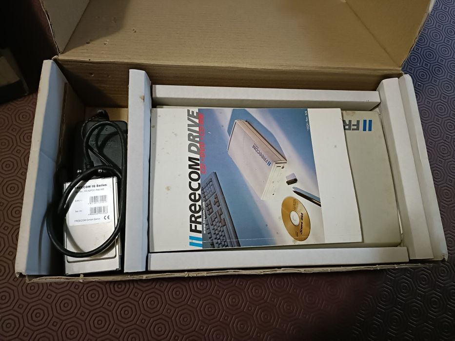 CD-ROM DRIVE - Freecom438774588056555521