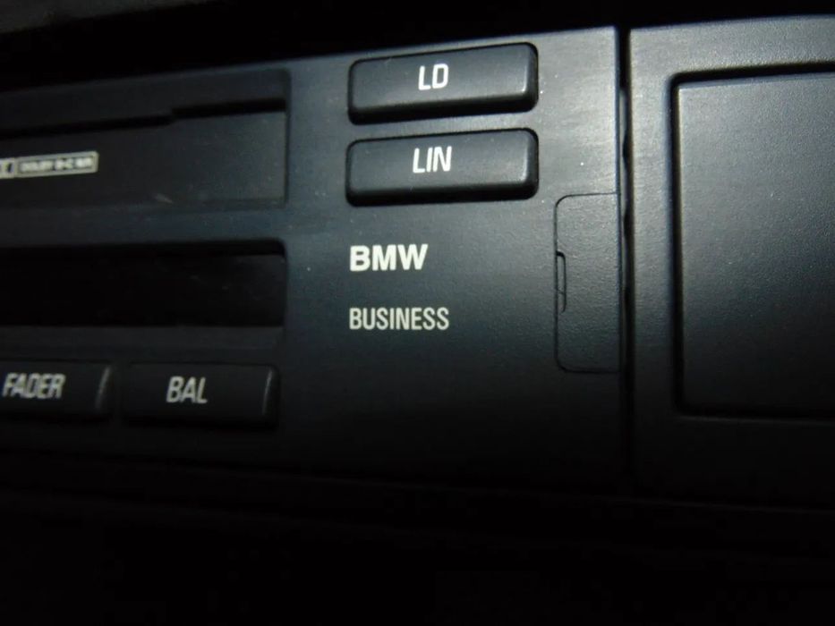 BMW E38 Auto rádio
