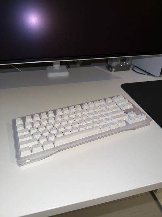 Klawiatura Wooting 80 HE z dedykowanym etui podróżnym Wooting