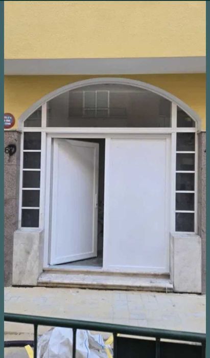 Arrenda-se loja com 191m2