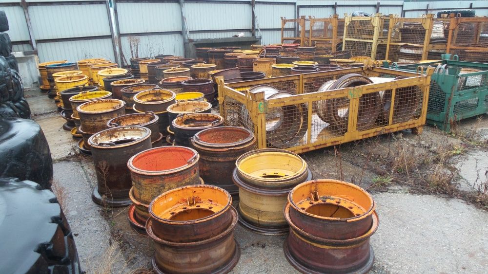 Felgi do ładowarek Liebherr Hanomag Case Terex Volvo Cat