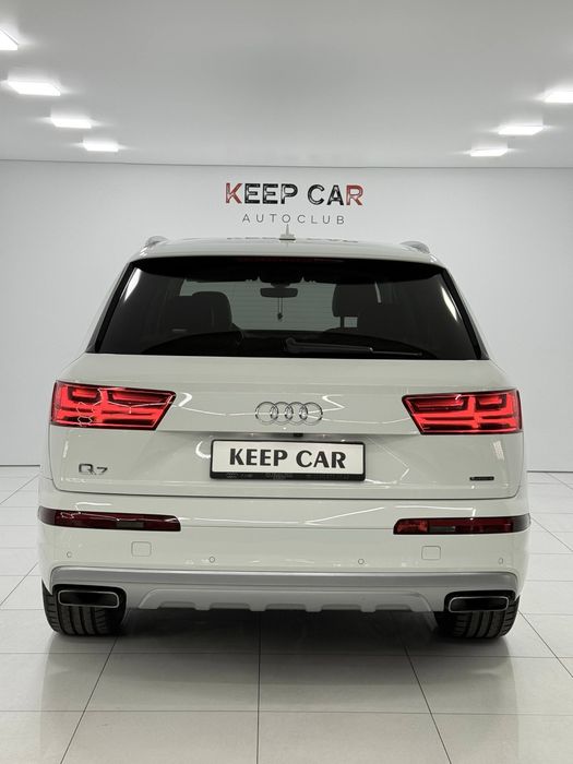 Продам Audi Q7 2018