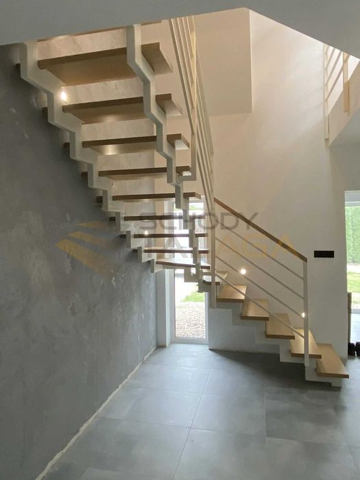 Schody metalowe loft wypalane laserowo