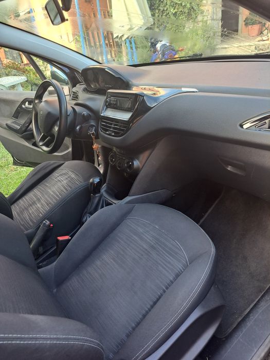 Peugeot 208 1.2 VTi Active ( usado ) — photo 4