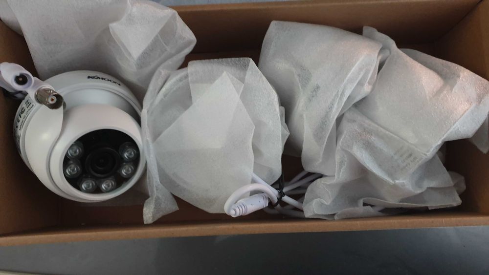 Conjunto 4 câmaras com cabos