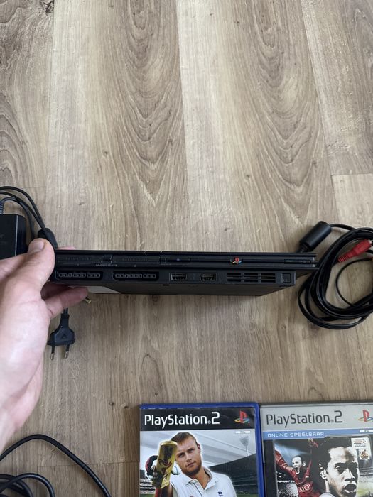Sony PlayStation 2 Ps 2 Konsola z padem plus 3 gry i okablowanie